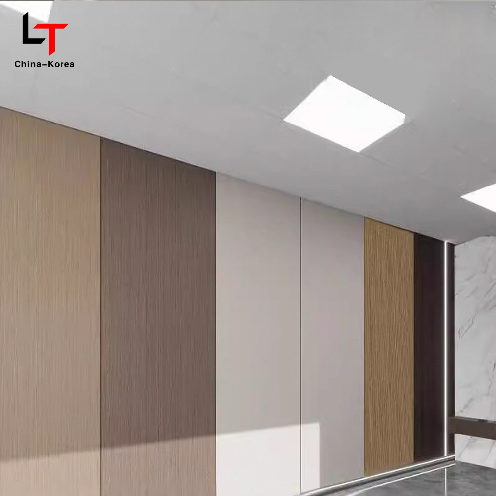 1220 × 2440 mm Ekologické PVC Drevená dyha Zrno Dekoratívne stenové panely pre vnútorné obklady stien Vodotesné Odolné proti poškriabaniu Jednoduchá inštalácia